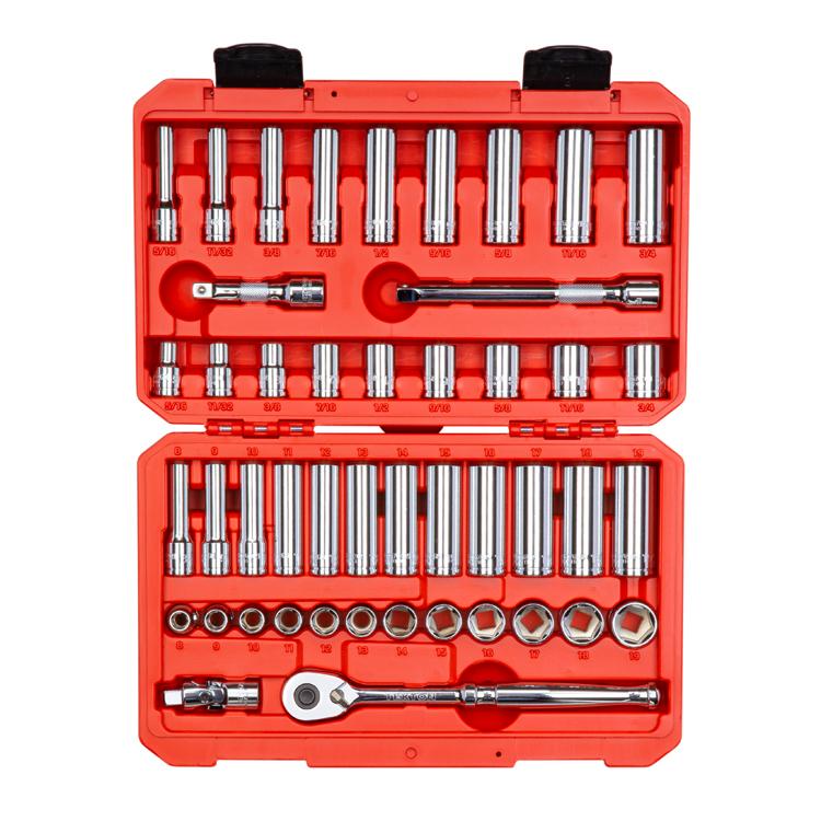 Tekton SKT15301 3/8 Inch Drive 6-Point SAE / Metric Socket & Ratchet Set, 47-Piece (5/16-3/4 in., 8-19 mm)